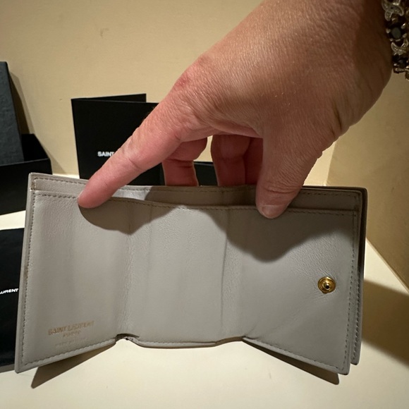 YSL Grey Trifold Auth Leather Wallet Complete W/box - Picture 6 of 13